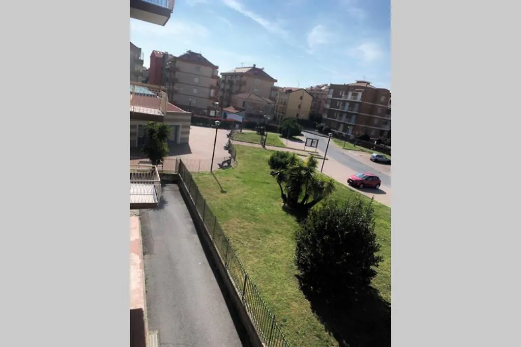 Vacanze Confort e Smart Working 009049-LT-0893 Appartamento Pietra Ligure